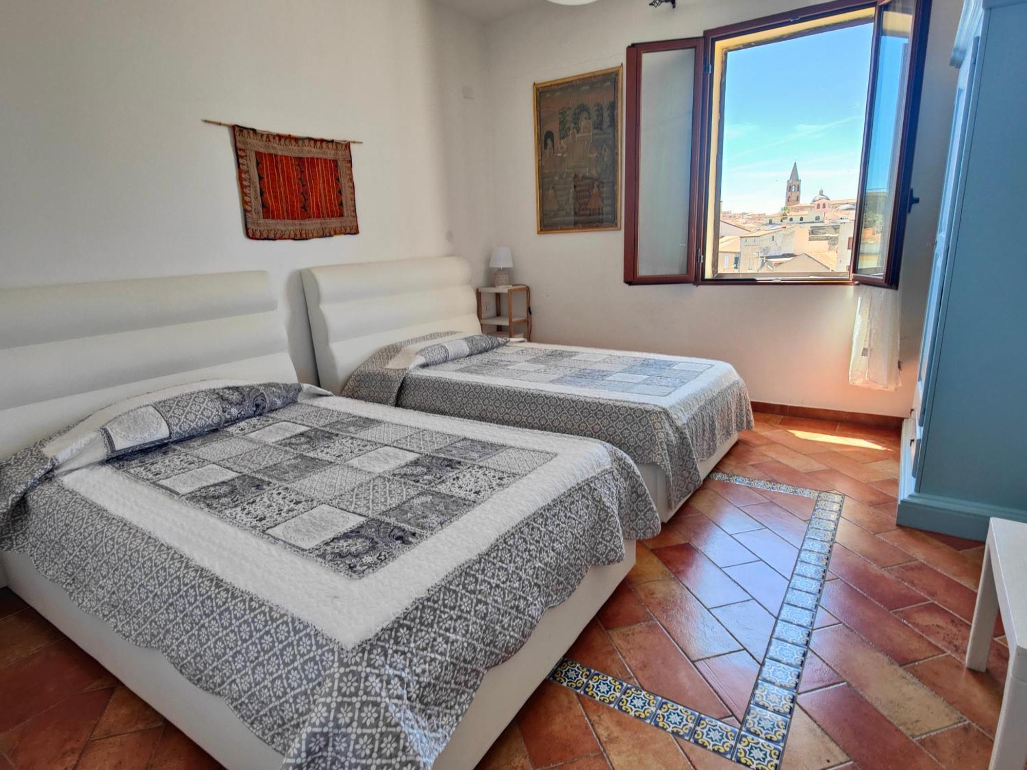 Penthouse Francesca Apartment Алгеро Екстериор снимка